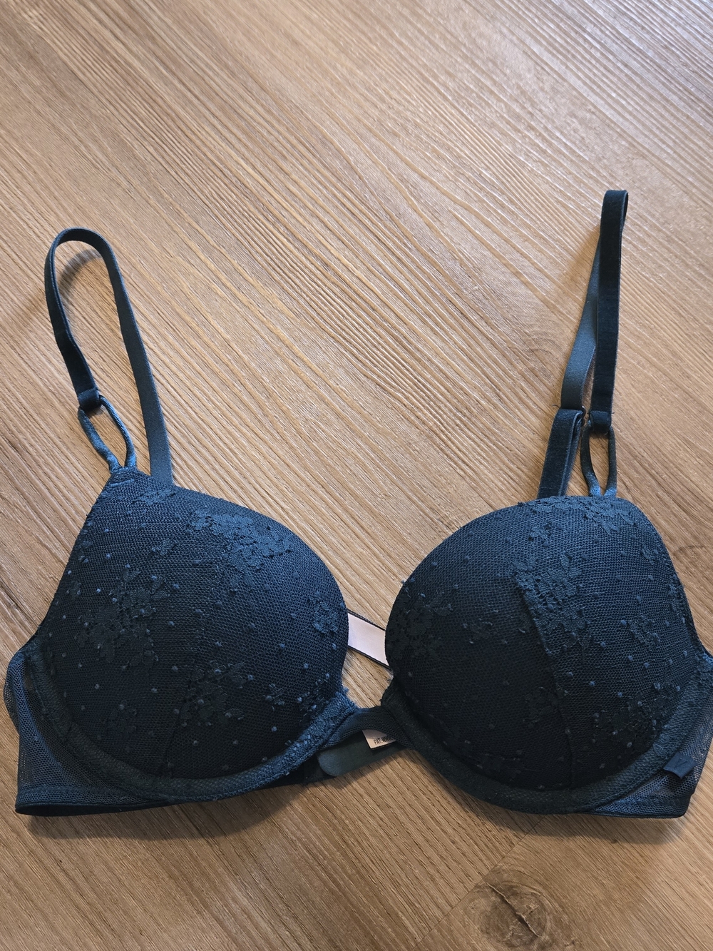 Victoria's Secret Lace Push-Up Bra